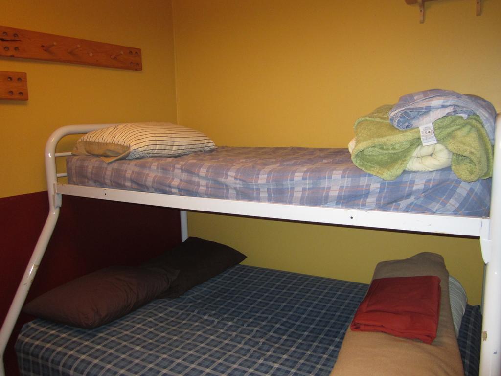 Beez Kneez Bakpakers Pansiyon Whitehorse Oda fotoğraf